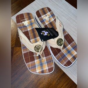 New size 10 mens khaki okobos brand sandals